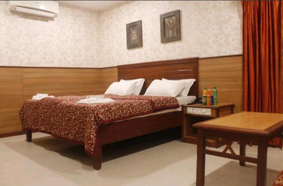 Hotel Chitra Park Tiruchchendūr Eksteriør bilde